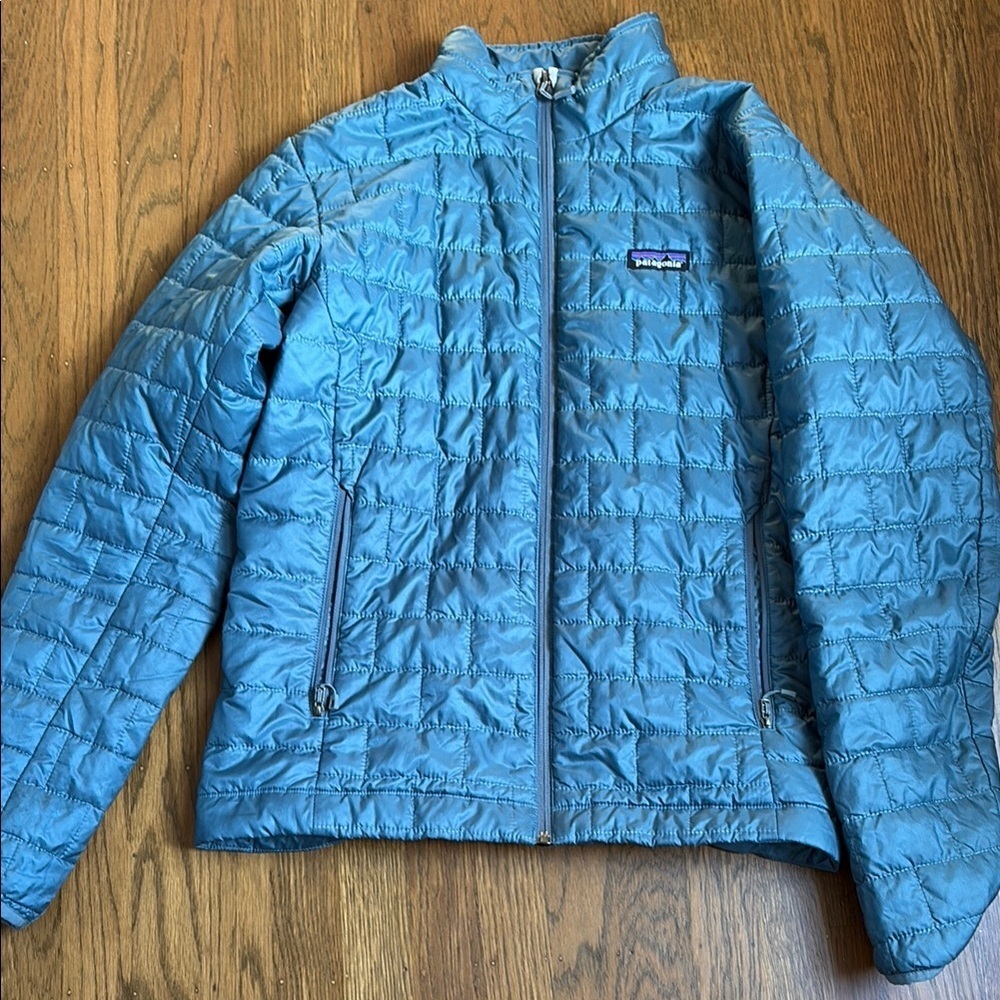 Patagonia men’s nano puff jacket size small